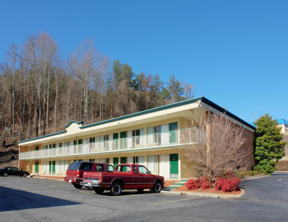 Econo Lodge Martinsville Εξωτερικό φωτογραφία